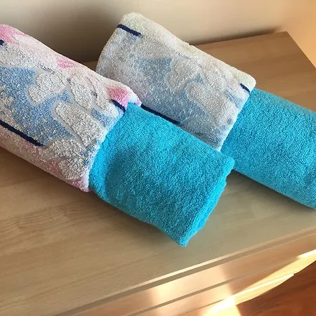 شقة Orange بوموري